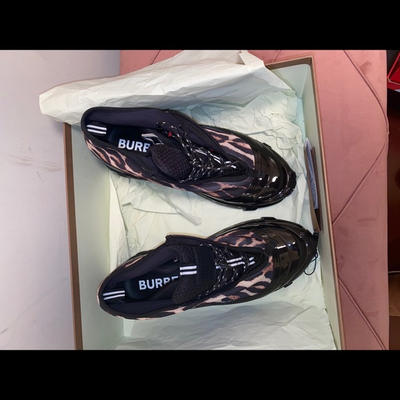 Burberry Men’s low-top sneakers Arthur (cheetah) - Picture 12 of 14